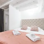 Duplex In Rue De La Préfecture Old Town 2 Bdrs *