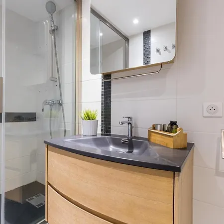 Duplex In Rue De La Prefecture Old Town 2 Bdrs