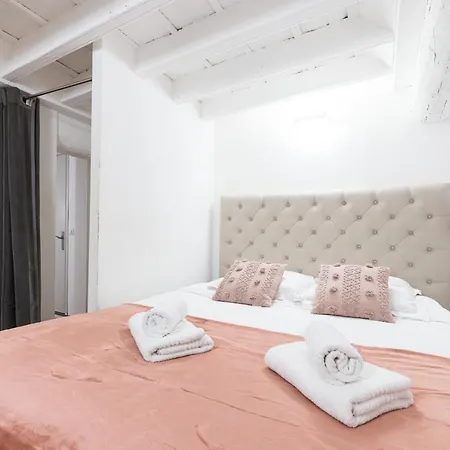 Duplex In Rue De La Prefecture Old Town 2 Bdrs *