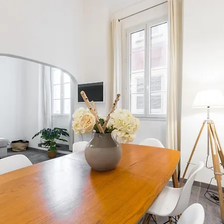 Duplex In Rue De La Prefecture Old Town 2 Bdrs *